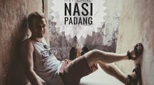 Penyanyi 'Nasi Padang' Audun Kvitland Diundang ke Padang